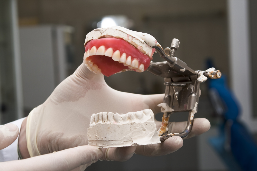 بهترین لابراتوار دندانسازی در منطقه یک