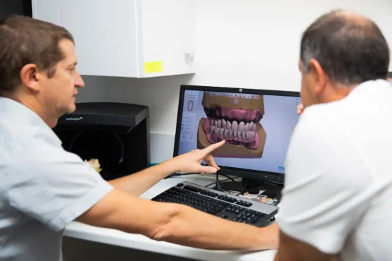 بهترین لابراتوار دندانسازی مصنوعی در منطقه 1 تهران